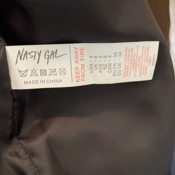 Nasty Gal It’s a Long Ride oversized black faux - Picture 7 of 7